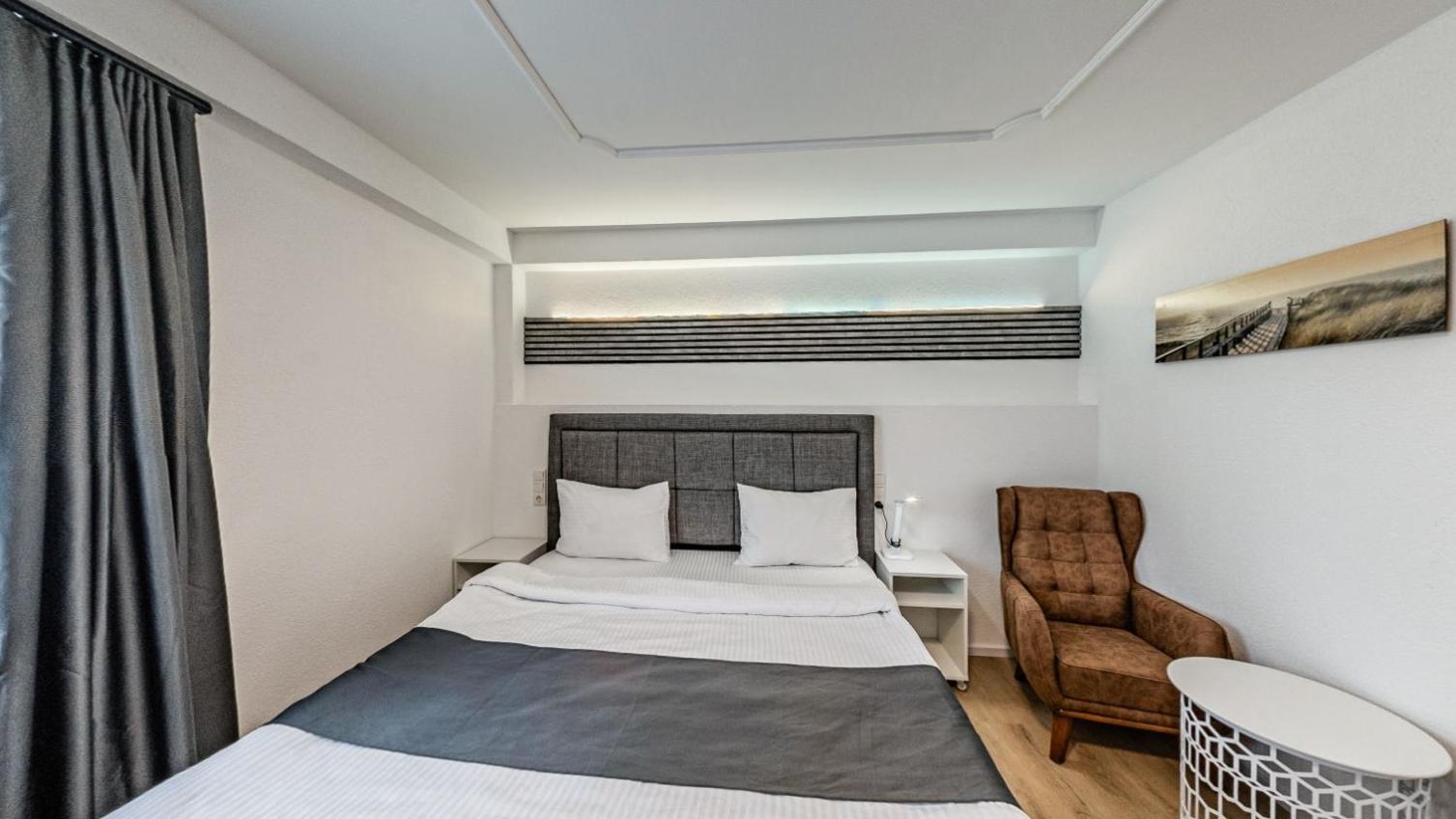 Dido Diamond Hotel Дитценбах Экстерьер фото