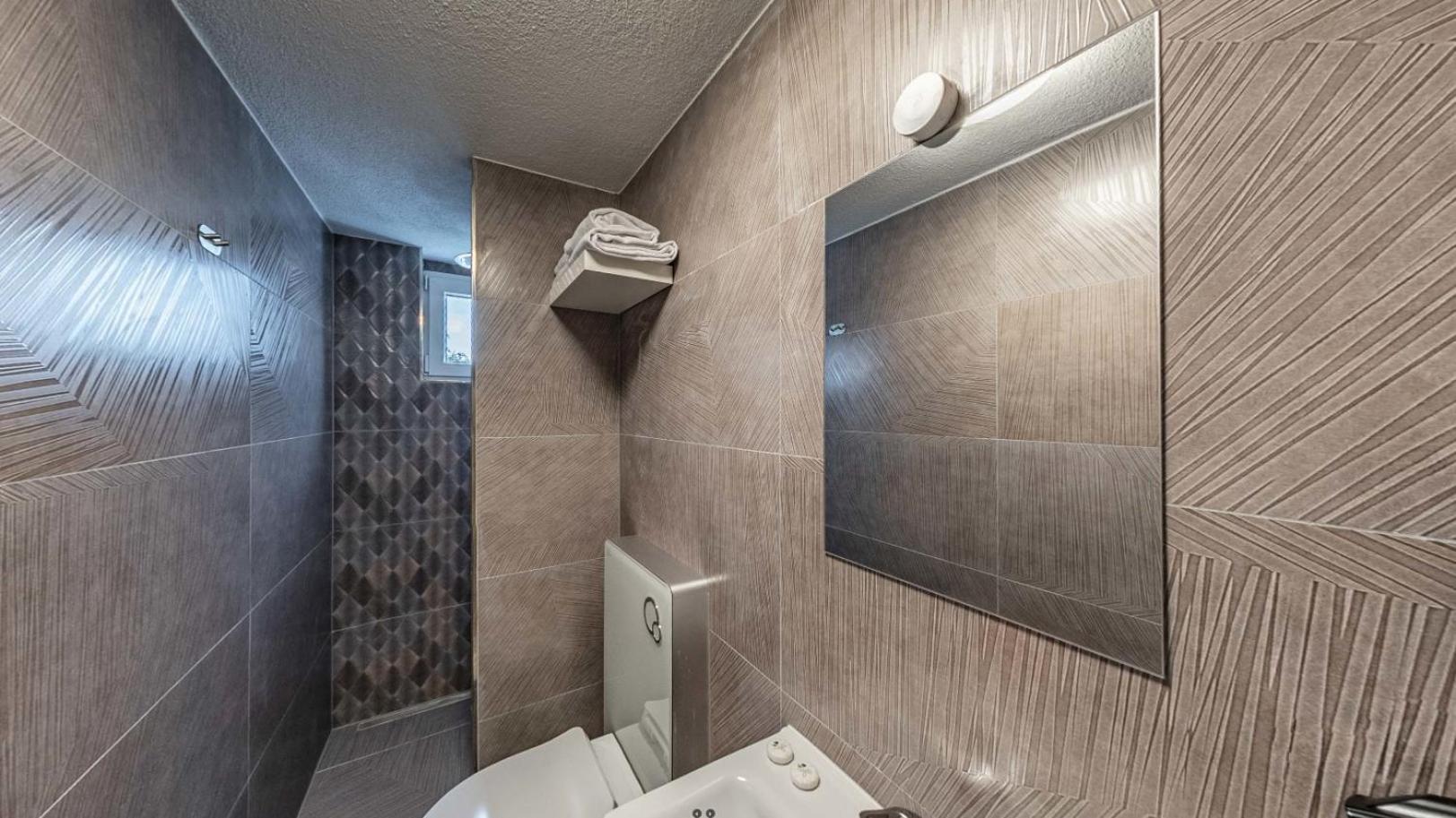 Dido Diamond Hotel Дитценбах Экстерьер фото