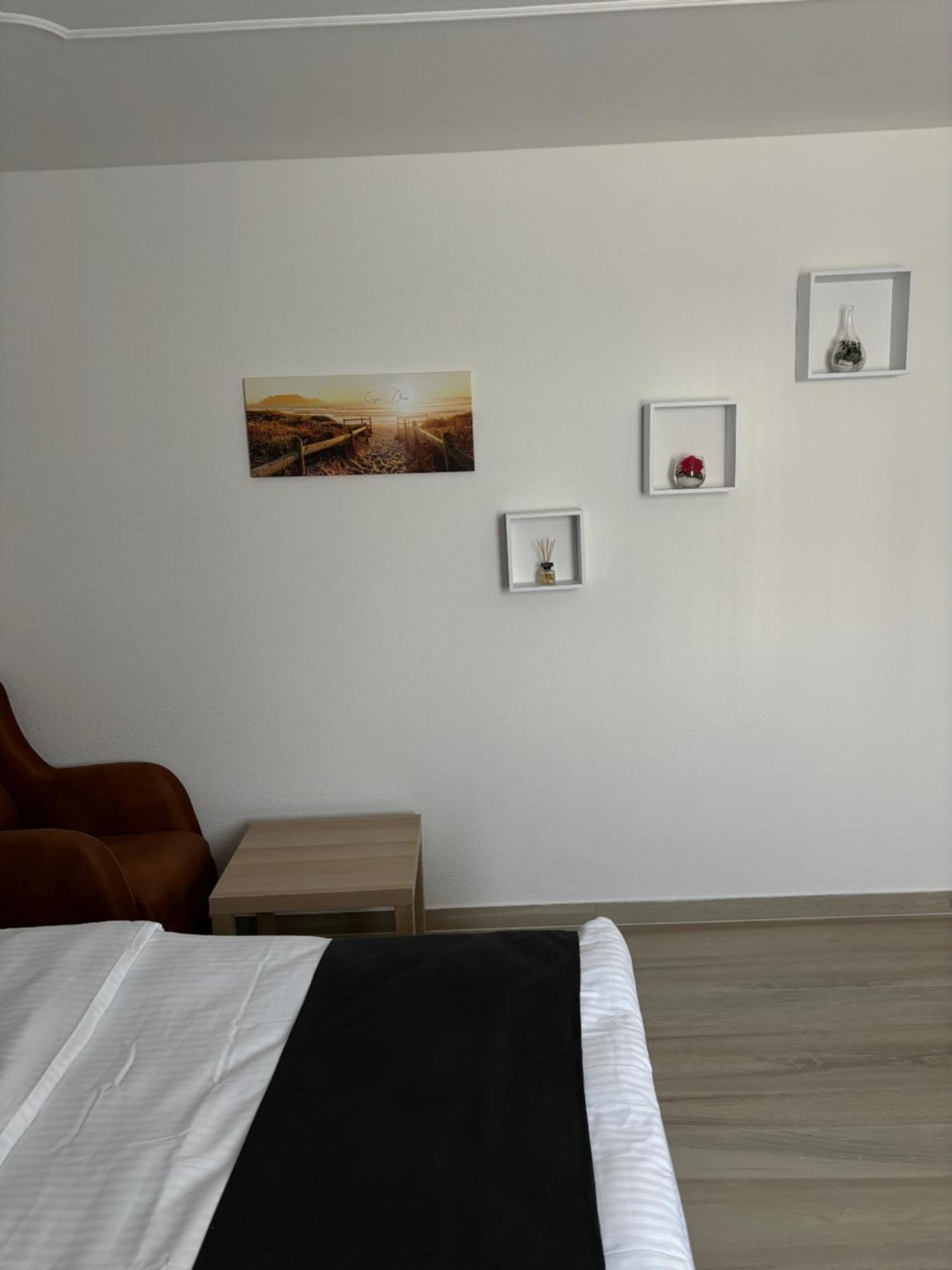 Dido Diamond Hotel Дитценбах Экстерьер фото