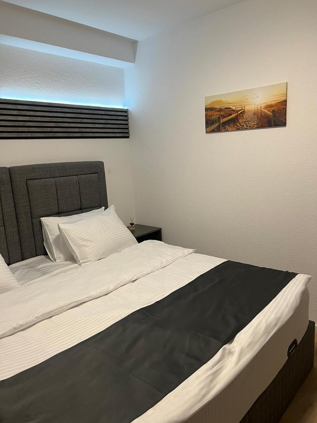 Dido Diamond Hotel Дитценбах Экстерьер фото