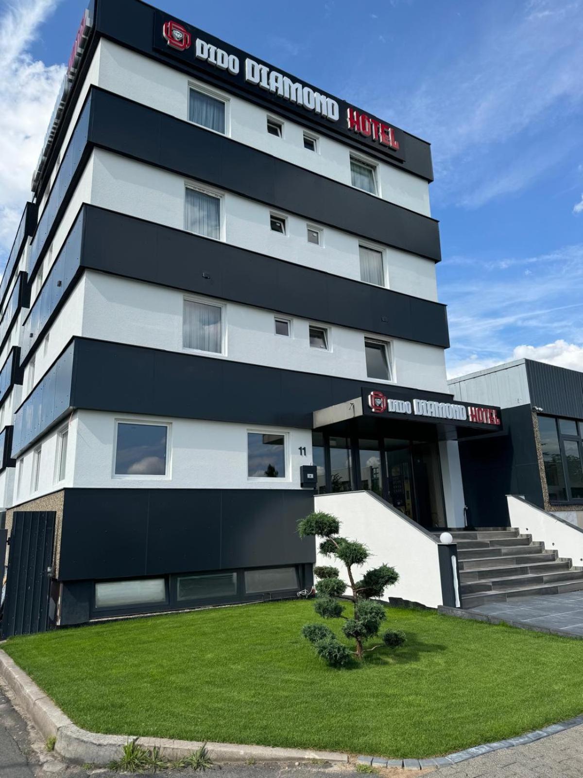 Dido Diamond Hotel Дитценбах Экстерьер фото