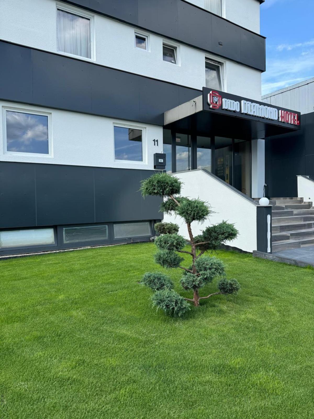 Dido Diamond Hotel Дитценбах Экстерьер фото